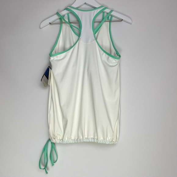 NWT Sofibella White & Green Racerback Tank Top Built In Bra Size Medium. - Picture 4 of 4